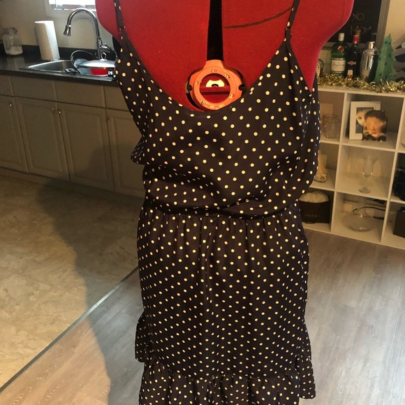 Dun dresses - Picture 2 of 8